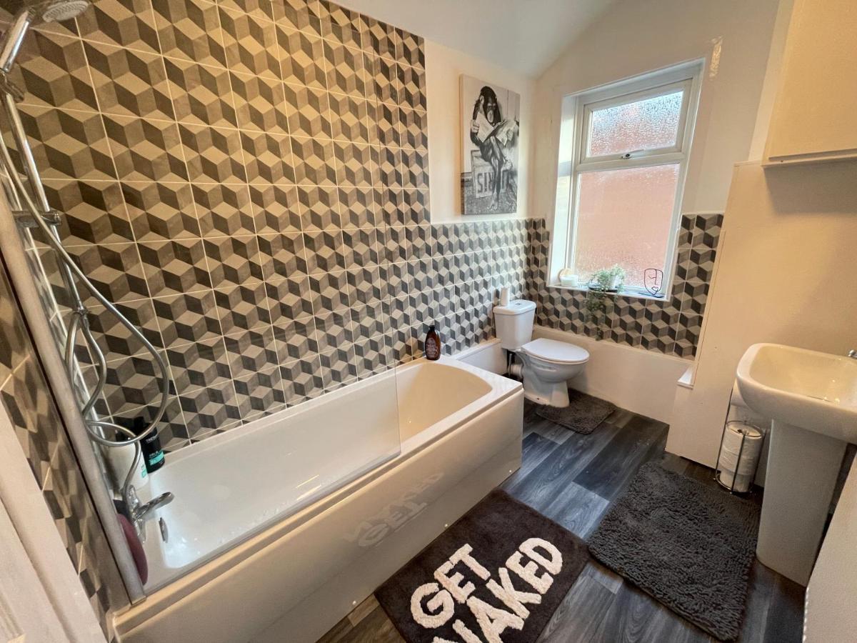 Urban 3 Bedroom Home In Kings Heath-Great Location Birmingham Exterior photo